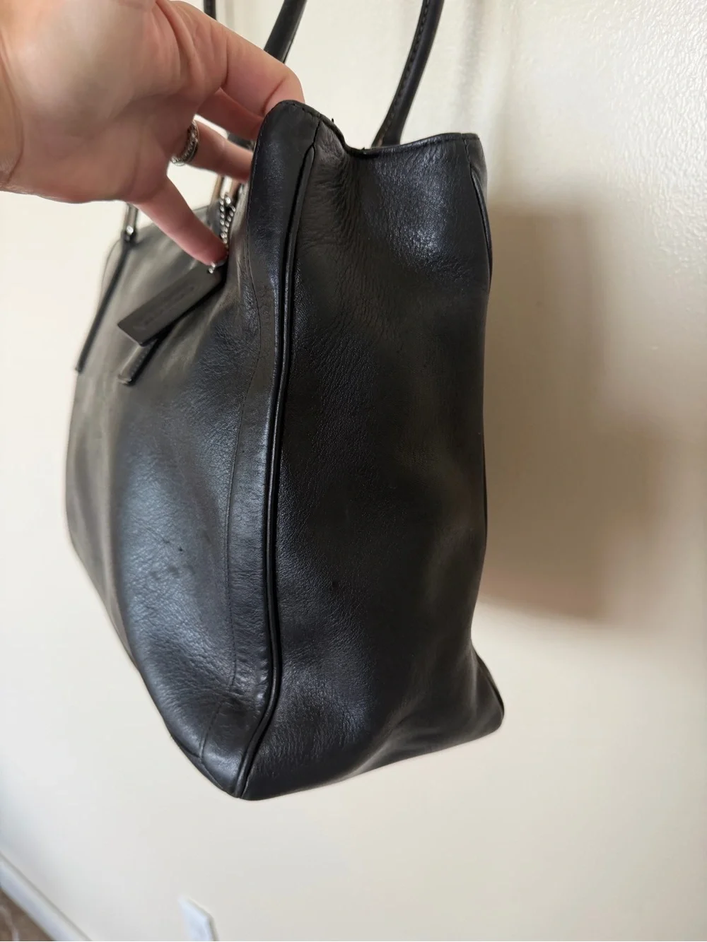 COACH Vintage H2S-9426 Black Leather Tote Computer Bag with Black Wristlet
